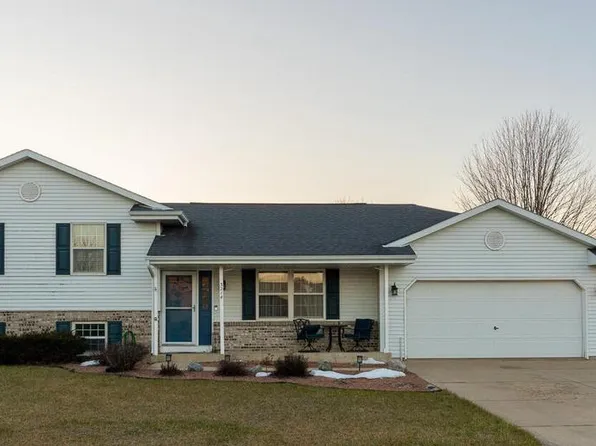 3214 Aurora LANE, Janesville, WI 53548