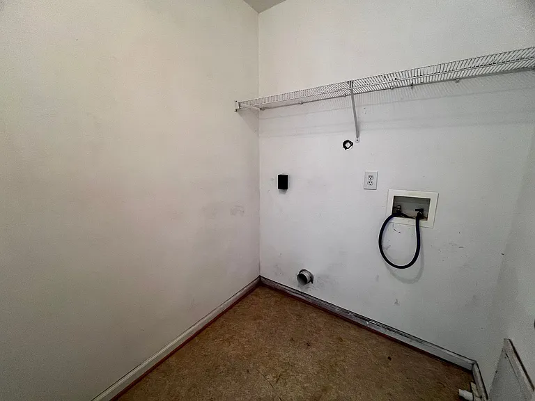 317 Big Pond Ln — Photo 32