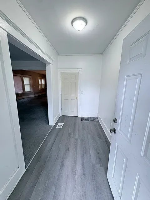 3 bed, 1150 sqft, $1,800 — Photo 2