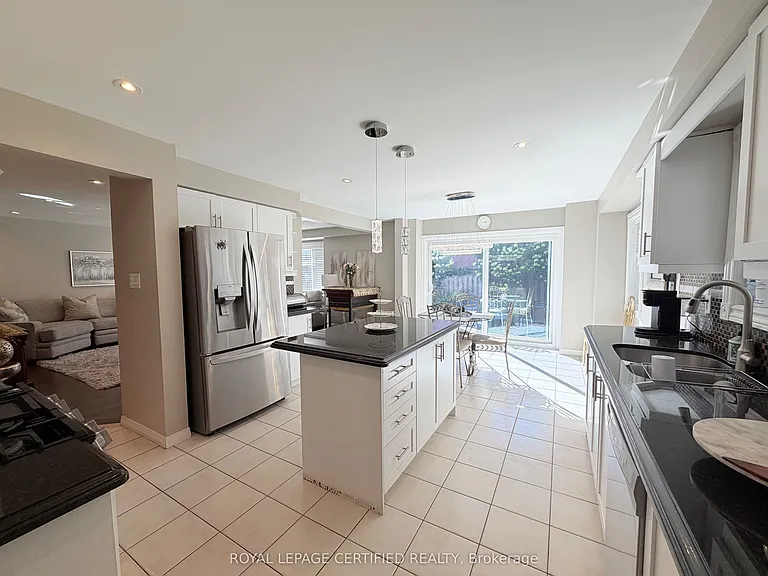 43 Boulding Ave — Photo 16