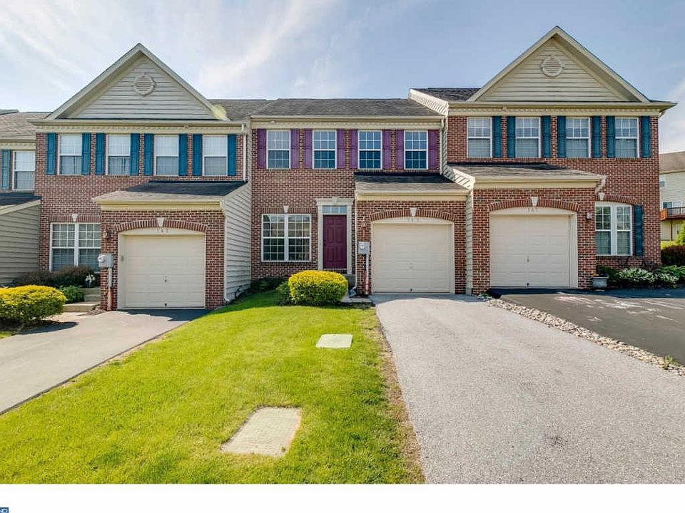 1st image of 145 Penns Manor Dr