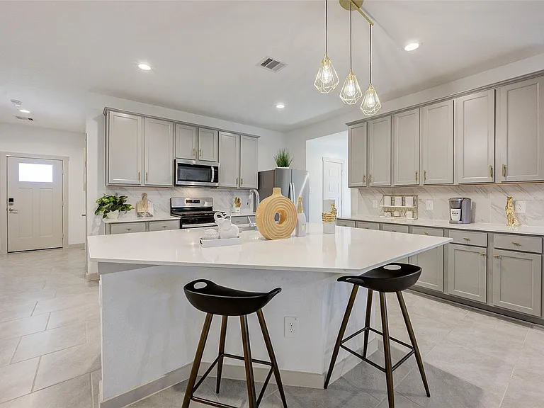 29918 Reagans Ranch Dr — Photo 17