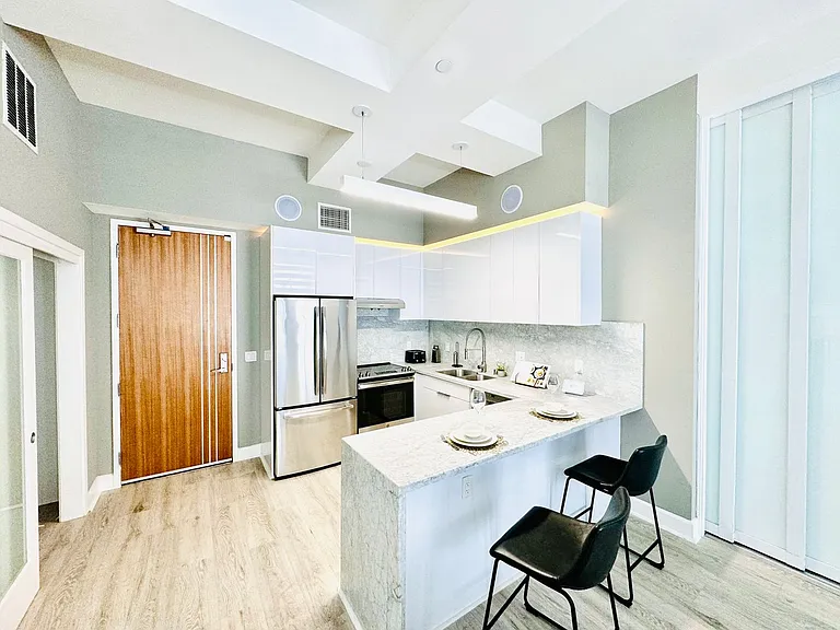 HWH Luxury Living — Photo 49