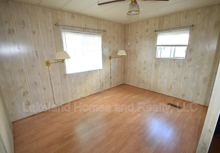 1567 Longbow Dr — Photo 7