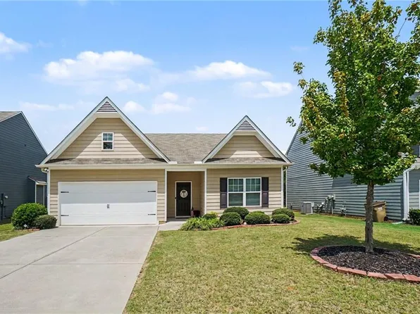 55 Monarch Ct, Dallas, GA 30132