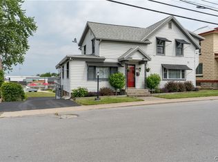 26 Otter St, Alexandria Bay, NY 13607