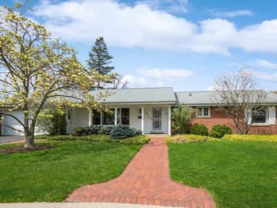 3132 Country Ln, Wilmette, IL, 60091