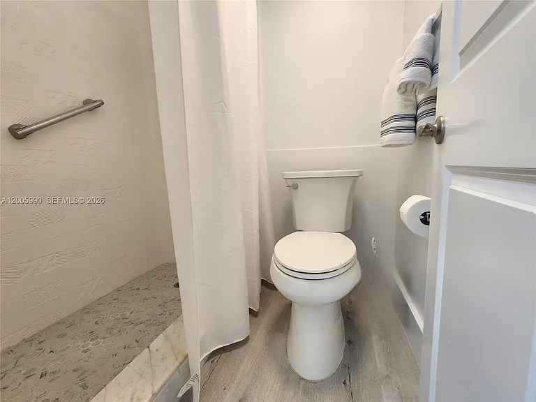 3505 S Ocean Dr #209 — Photo 17