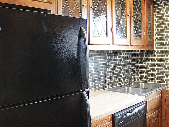 Our communities provide a variety of kitchen finishes