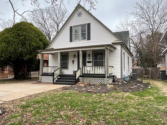 3rd image of 651 Highland Ave