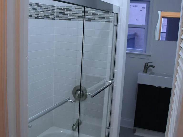 Family Bathroom.
