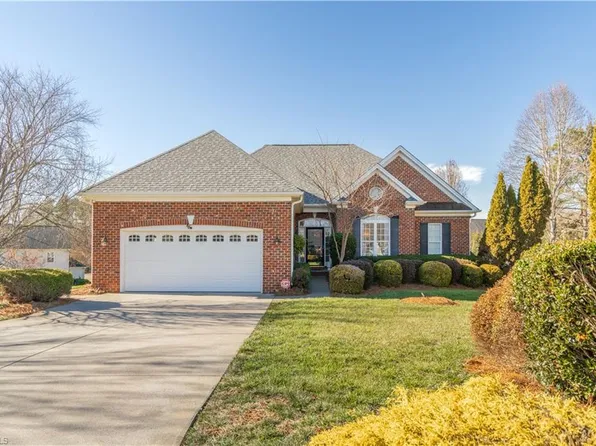 139 W Eden Course Dr, Advance, NC 27006