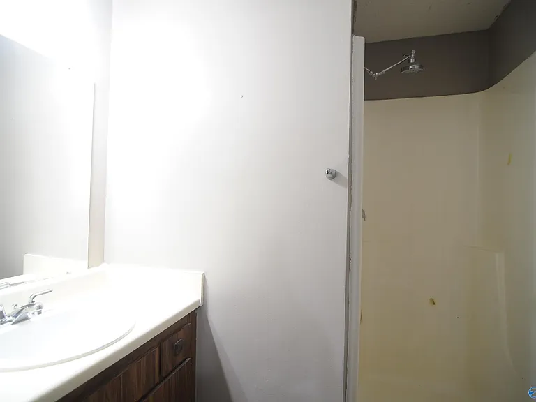12104 Carriage Ct SE #A — Photo 10