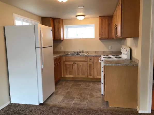 320 W Pine St #2, Shelton, WA 98584