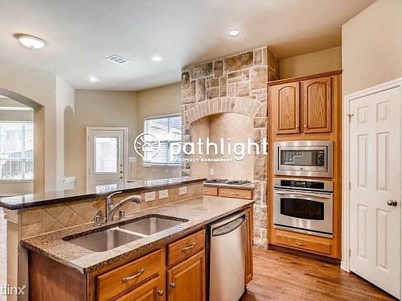 5th image of 3618 Jefferson Dr