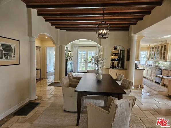 424 N Arden Blvd, Los Angeles, CA 90004