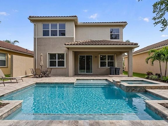 3rd image of 8135 Cantabria Falls Drive