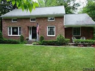 1901 Townsend Rd, Niskayuna, NY 12309