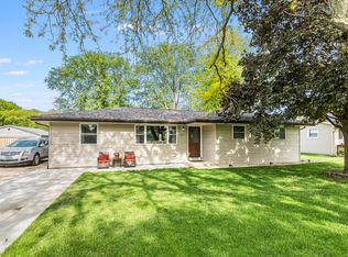 1221 Park Dr, Wilmington, IL