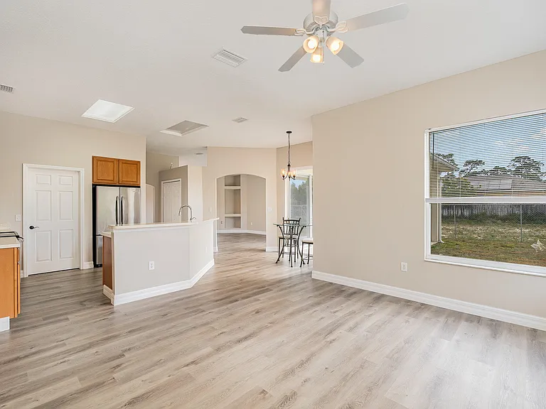 328 Hammonton St SW — Photo 11