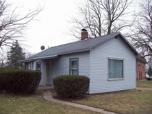 1st image of 851 Spruce St