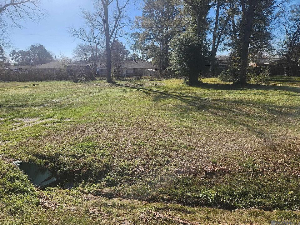 2nd image of 1129 E Worthey Rd