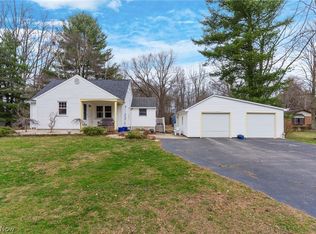 7441 Hubbard Bedford Rd, Hubbard, OH 44425