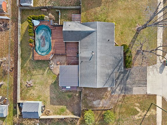 3rd image of 3011 Taylor Rd