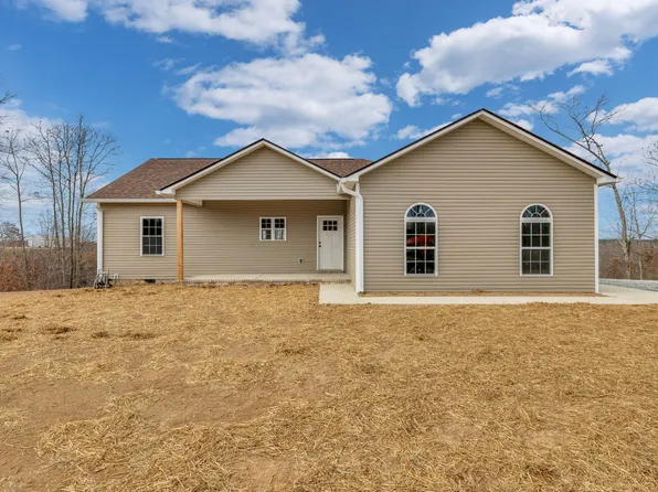 131 Gatlyn Ln, Hohenwald, TN 38462