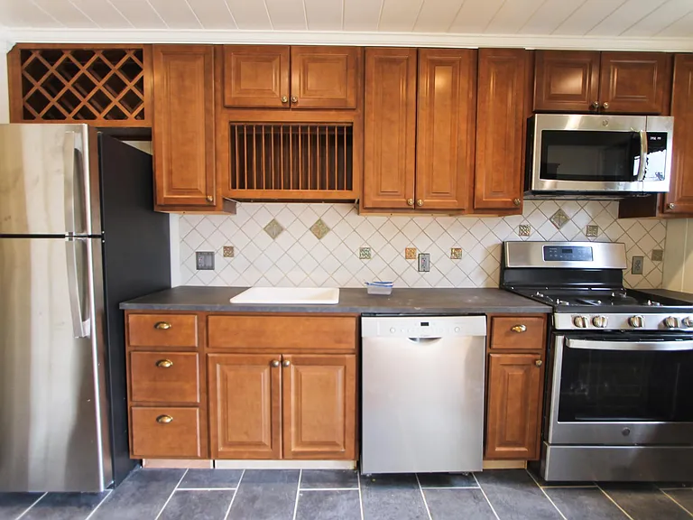 346 E Meehan Ave — Photo 12