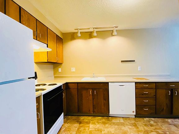 Open kitchen