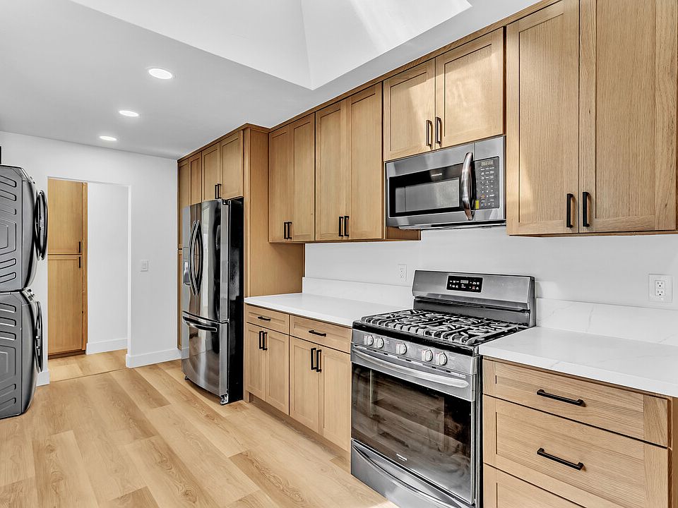 1st image of 361-65 Wisconsin Ave #363