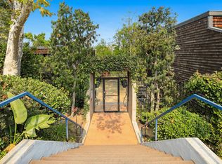3882 Fredonia Dr APT D, Los Angeles, CA 90068
