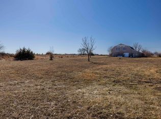 7737 SW Crawford Rd, Auburn, KS 66402