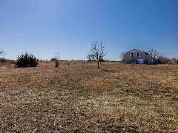 7737 SW Crawford Rd, Auburn, KS 66402