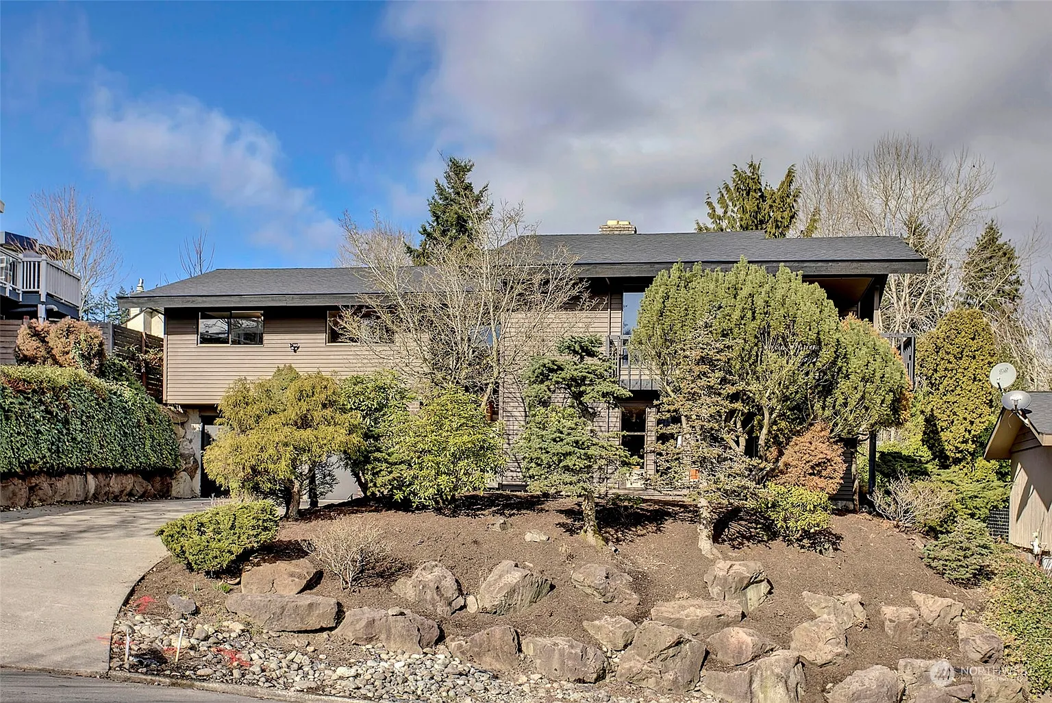 3720 NE 150th Street photo 1
