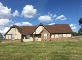 11617 Wood Oak Ave #3, Richmond, MO 64085