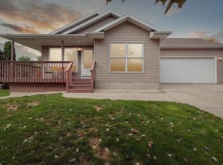 2721 6th Ave, Monroe, WI 53566