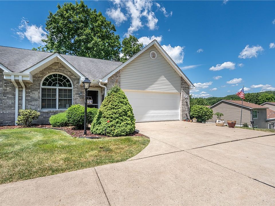 1st image of 228 Country View Dr