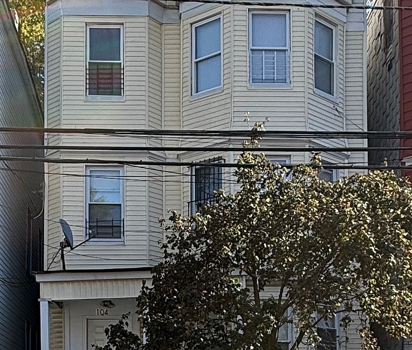 104 S. 12th St, Newark, NJ