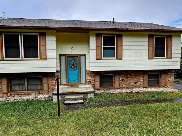 1004 Canonchet Ave E, Big Stone Gap, VA 24219