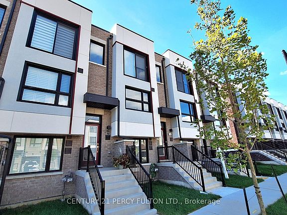 2nd image of 26 Bateson St