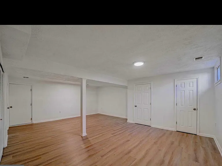 905 Nadine Ct — Photo 16