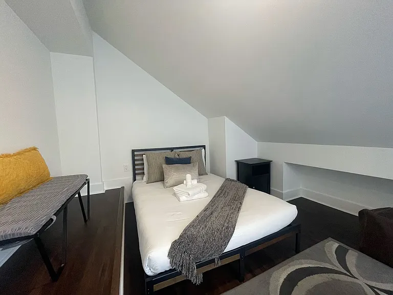 6511 Robertson Ave #1 — Photo 21