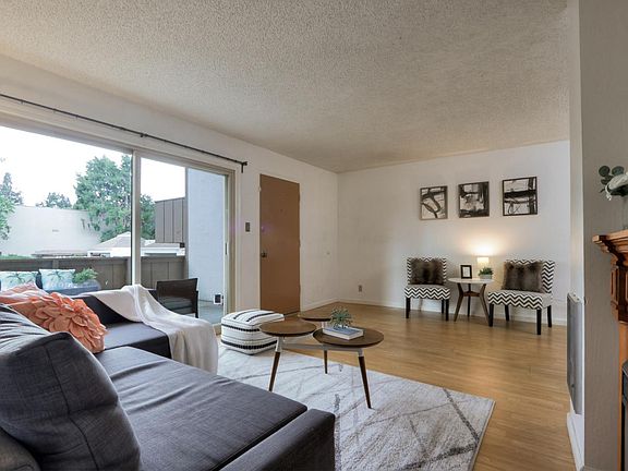 5th image of 460 Auburn Way APT 7