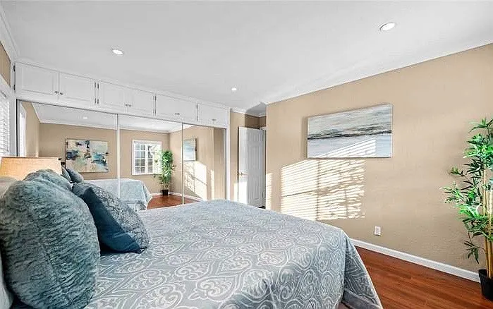 14913 Roxton Ave — Photo 13