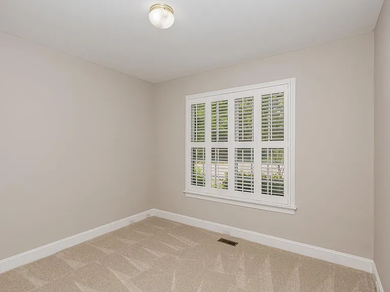 612 Hardimont Rd — Photo 21
