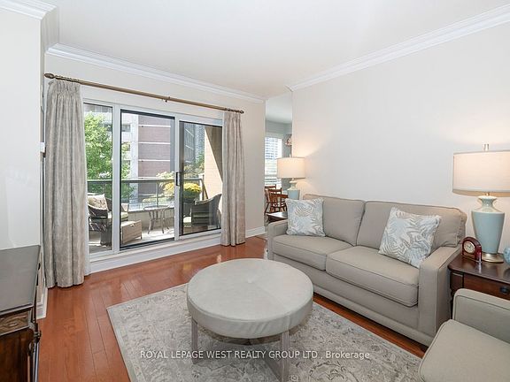 2nd image of 1 Lomond Dr #302