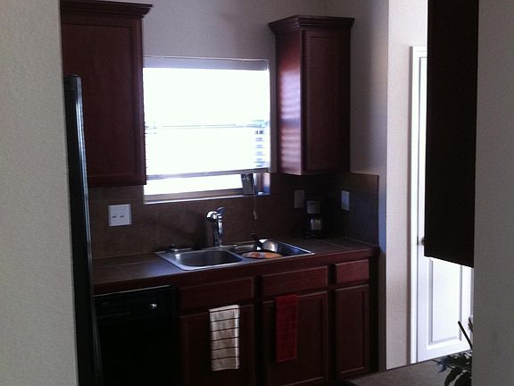 5th image of 13028 Hazlewood Dr