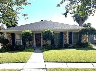 5693 Evelyn Ct, New Orleans, LA 70124
